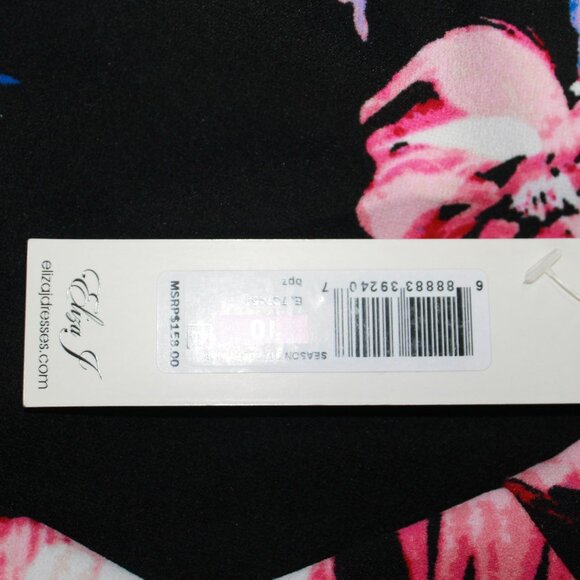 Beautiful Eliza J thigh length dress with bell 3/4 length sleeves - Picture 4 of 4